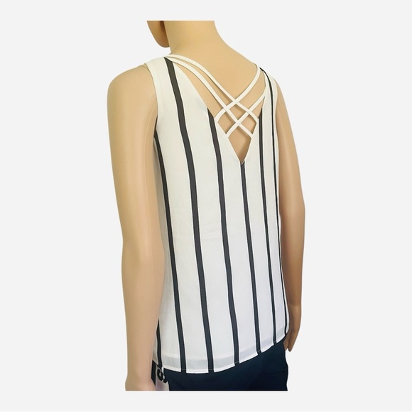 Express preppy boxy flowy lining sleeveless top blouse M white black striped - Picture 5 of 10